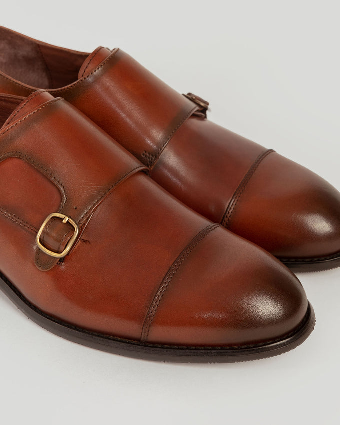 Zapato Monk Strap de Cuero Marrón Claro