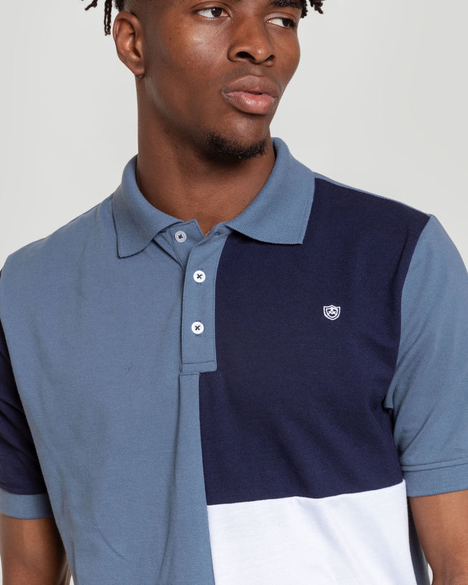 Polo com escudo azul-marinho