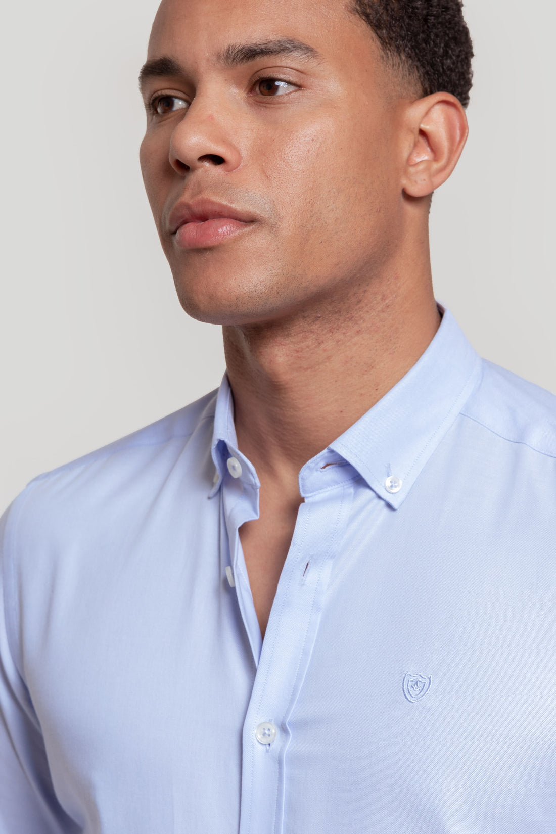 LIGHT BLUE OXFORD SHIRT