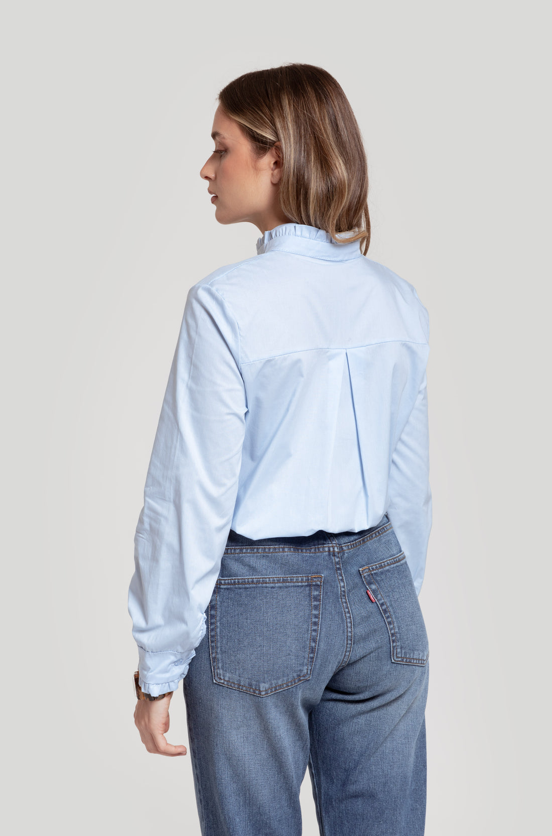 Blusa Cuello Volante Celeste