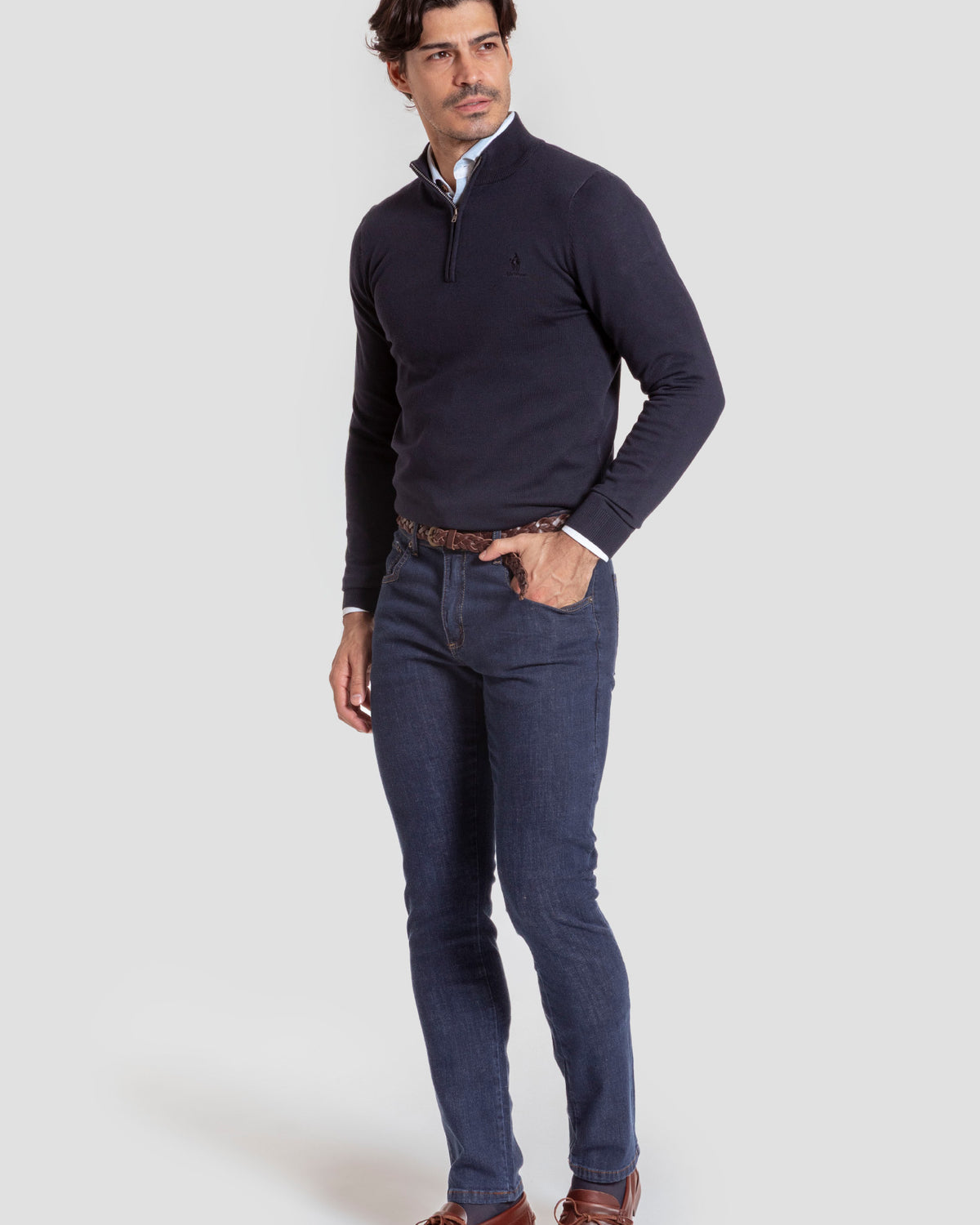 Pantalon Vaquero Slim Fit Piedra - Raíces