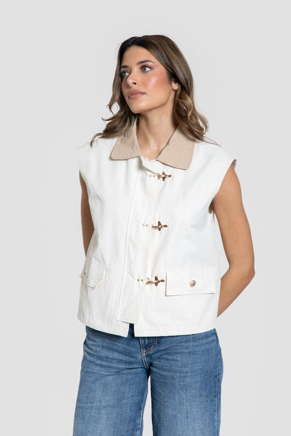 Chaleco Cuello Contraste Hueso