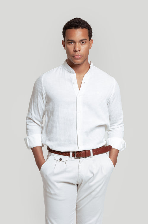 Camisa Cuello Tirilla Blanca