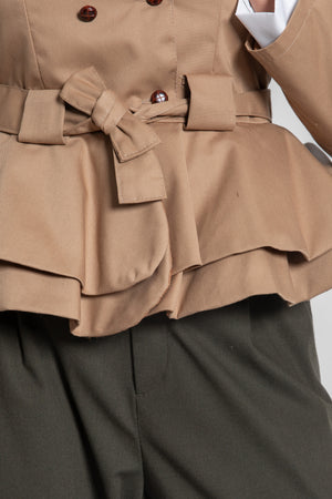 Chaqueta Peplum Camel