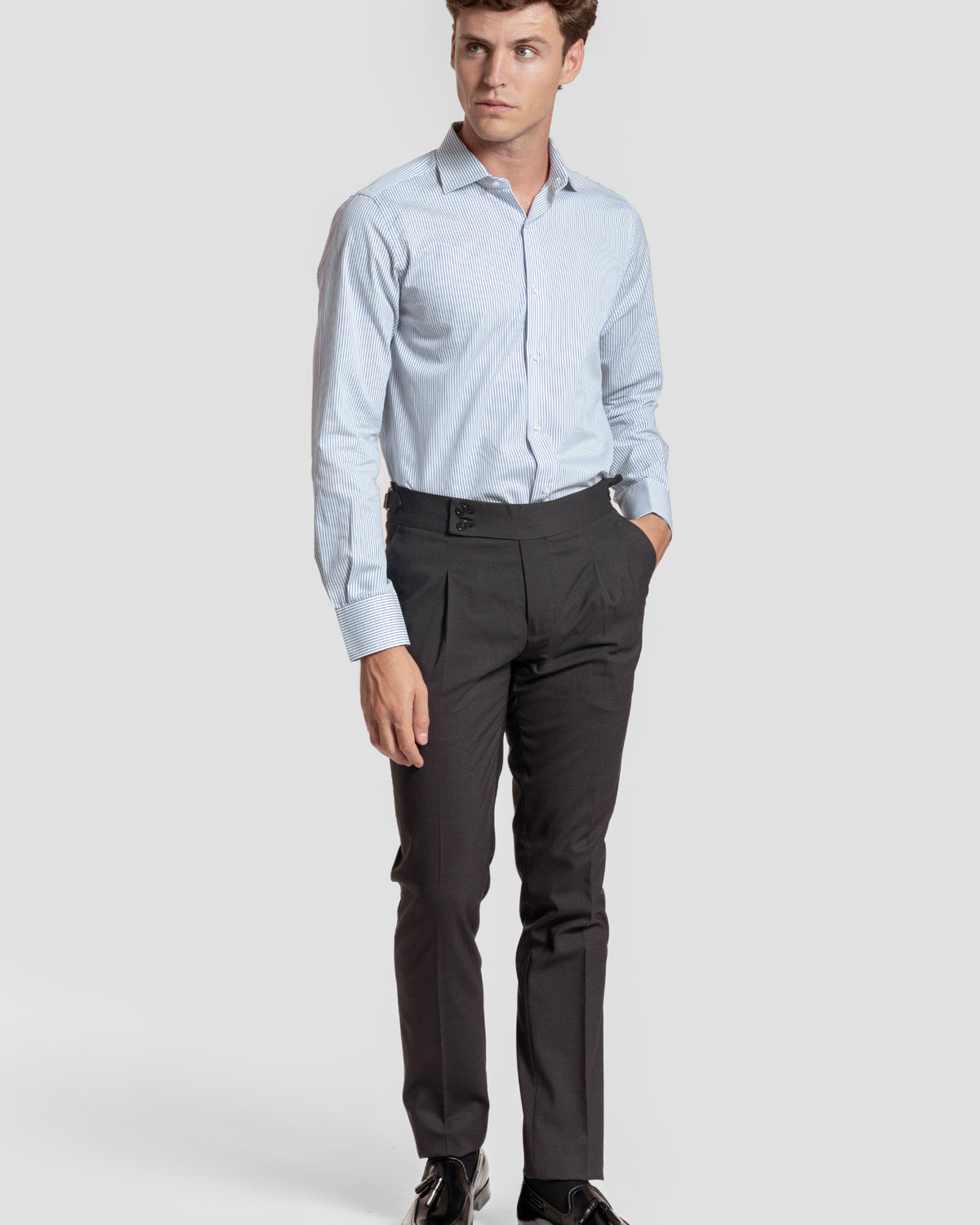 Camisa social azul-marinho com riscas finas - Footprint