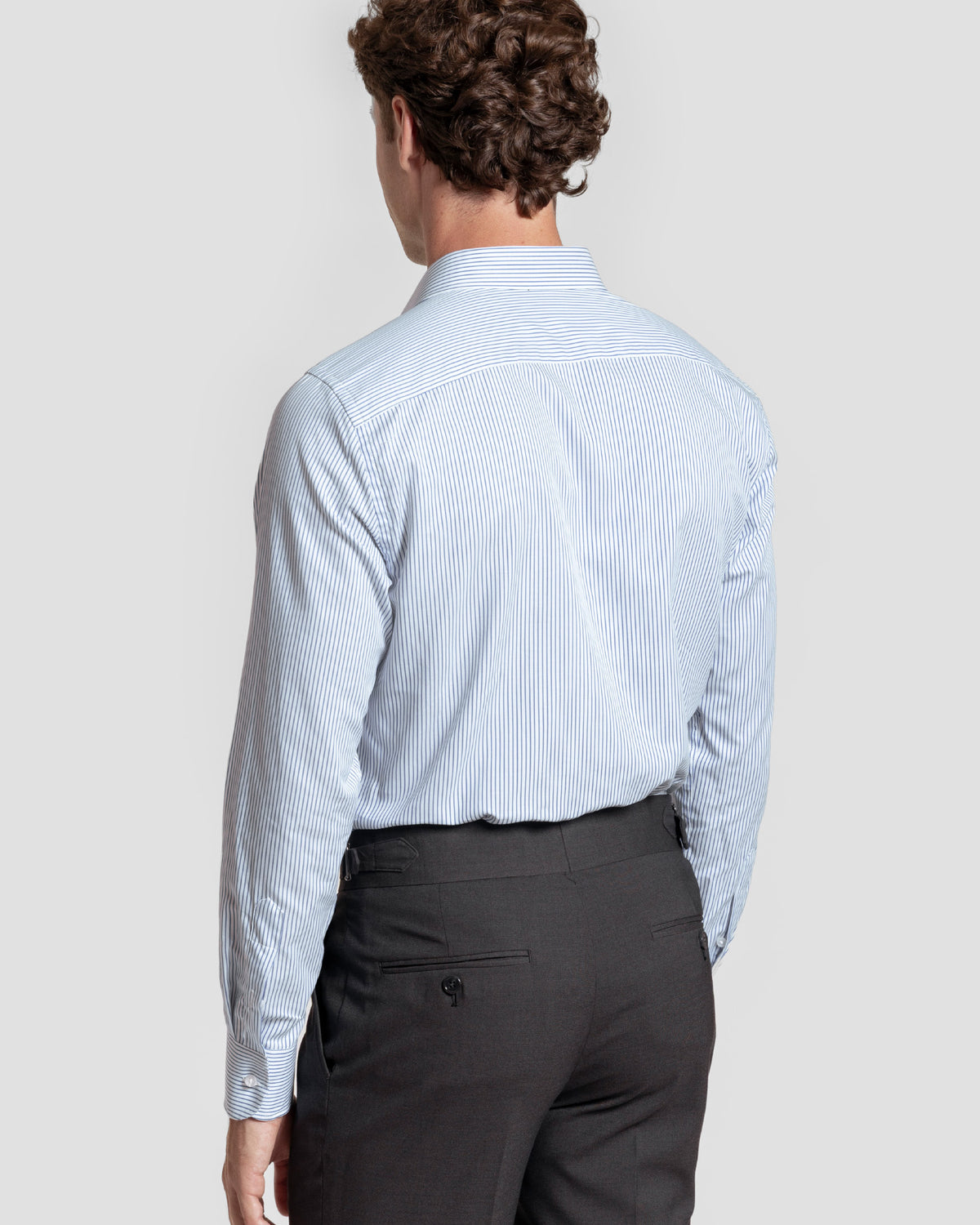Camisa social azul-marinho com riscas finas - Footprint