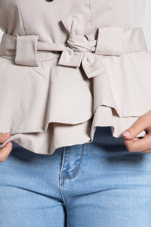 Chaqueta Peplum Hueso