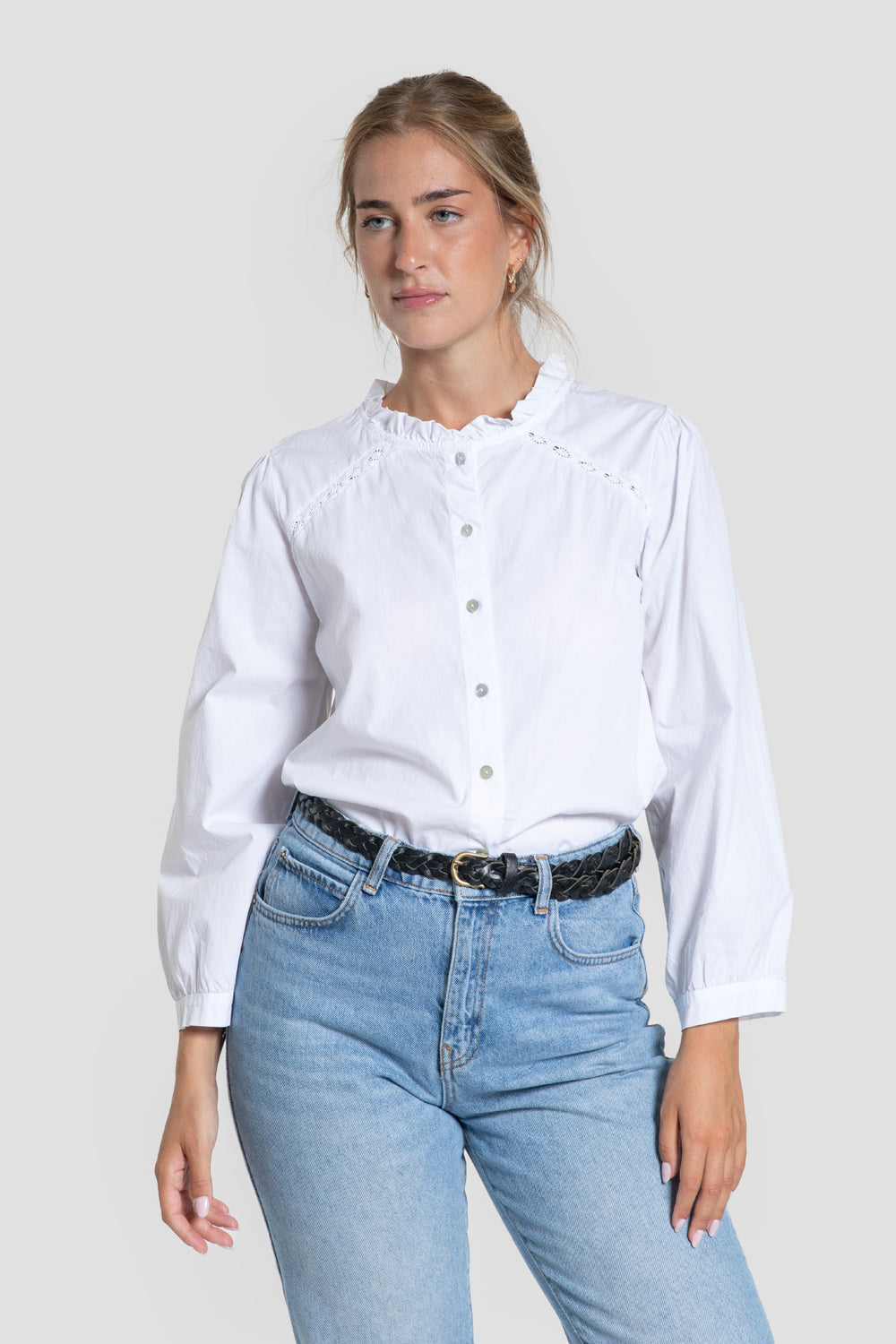 Blusa Cuello Volante Blanca