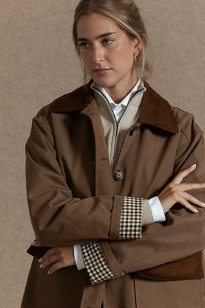 Chaqueta Bolsillo Pana Marron