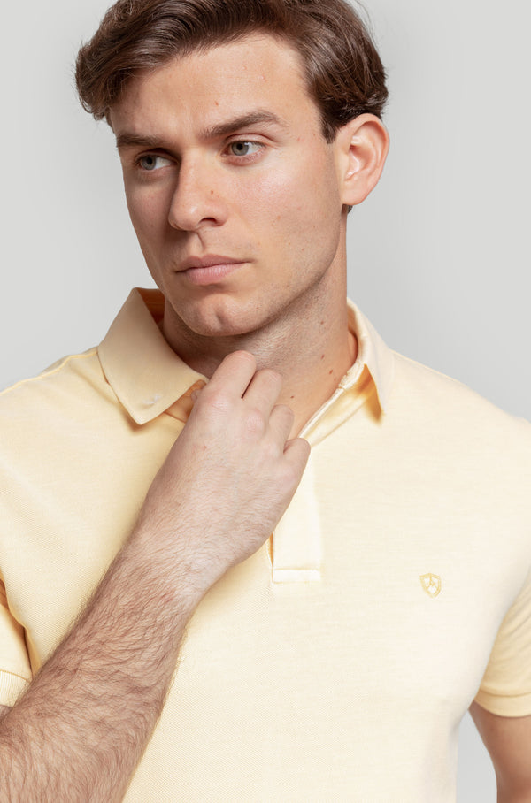 Polo Lavado Amarillo