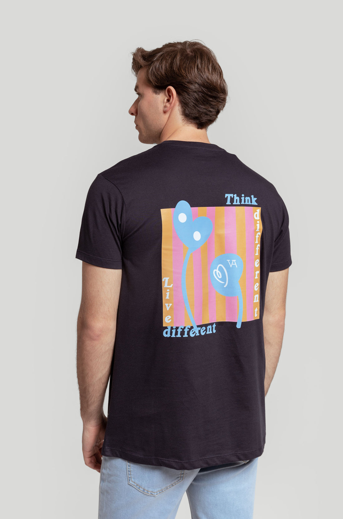 Camiseta trink Different Marino