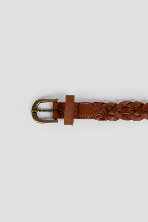 NARROW BRAIDED CAMEL BELT