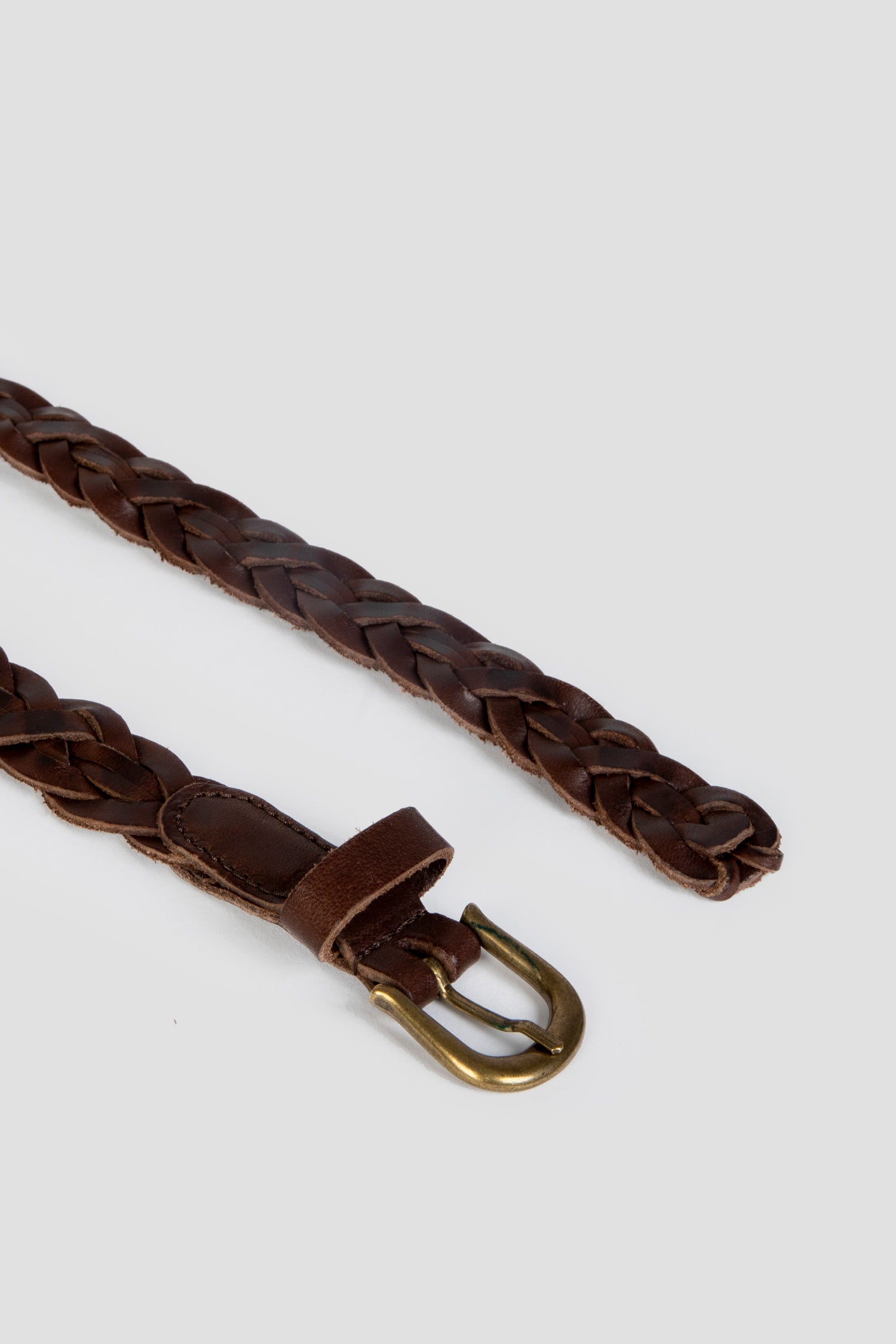 Cinturon Estrecho Trenzado Marron