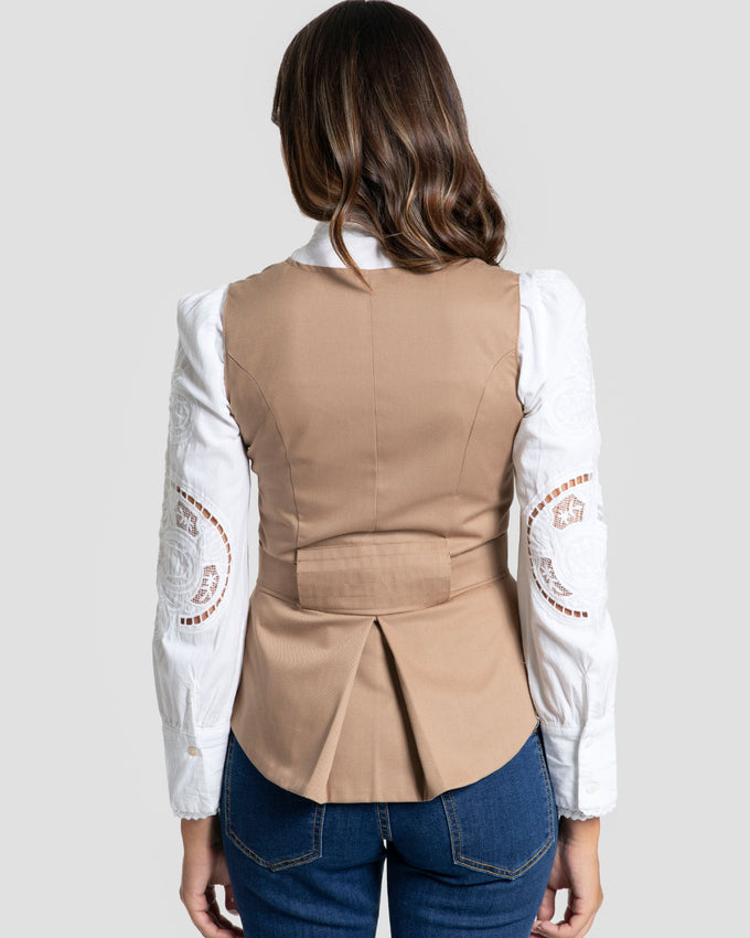 Chaleco Romeria Camel