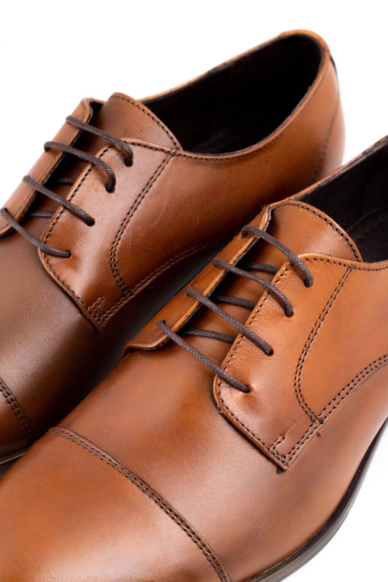 BROWN LACE-UP DRESS SHOE