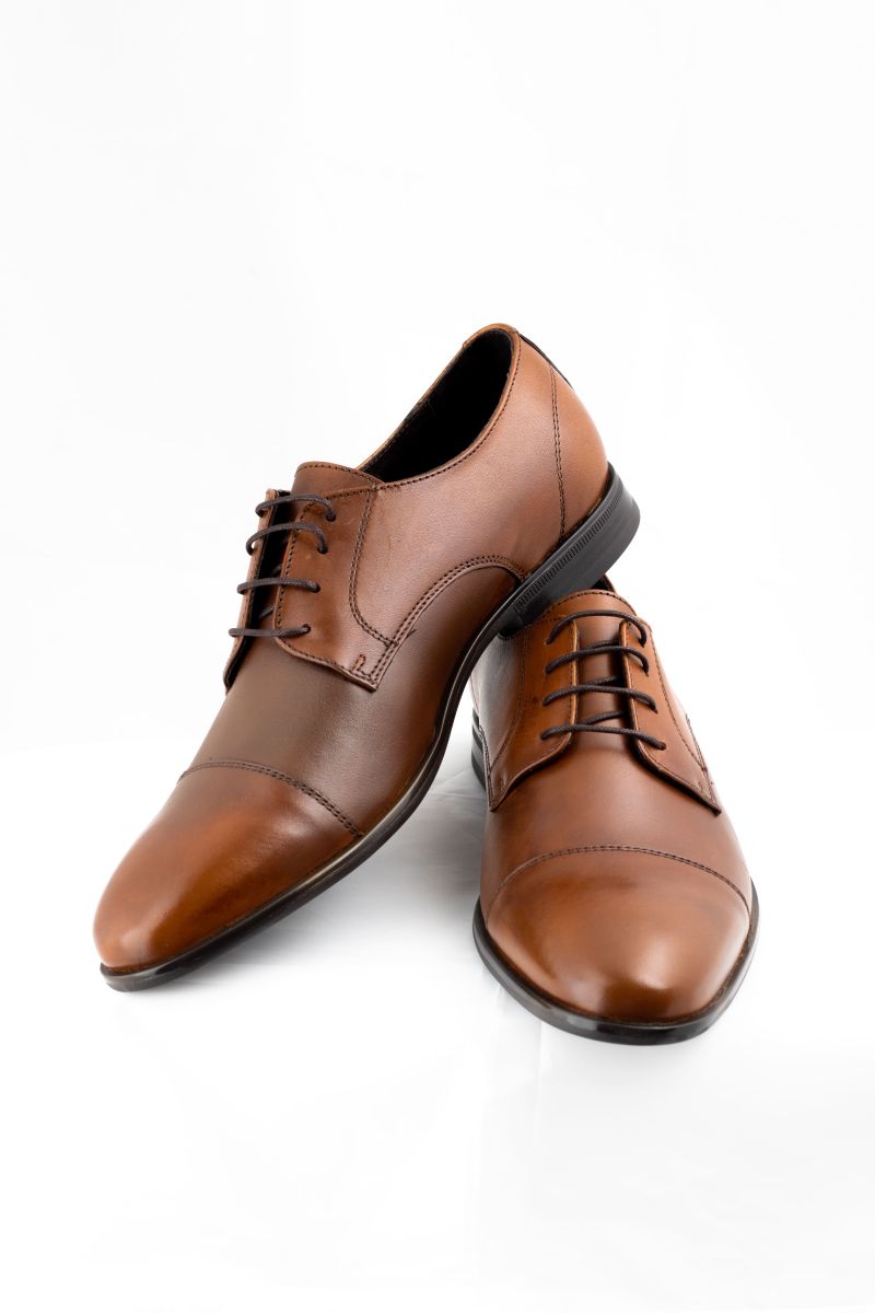 BROWN LACE-UP DRESS SHOE