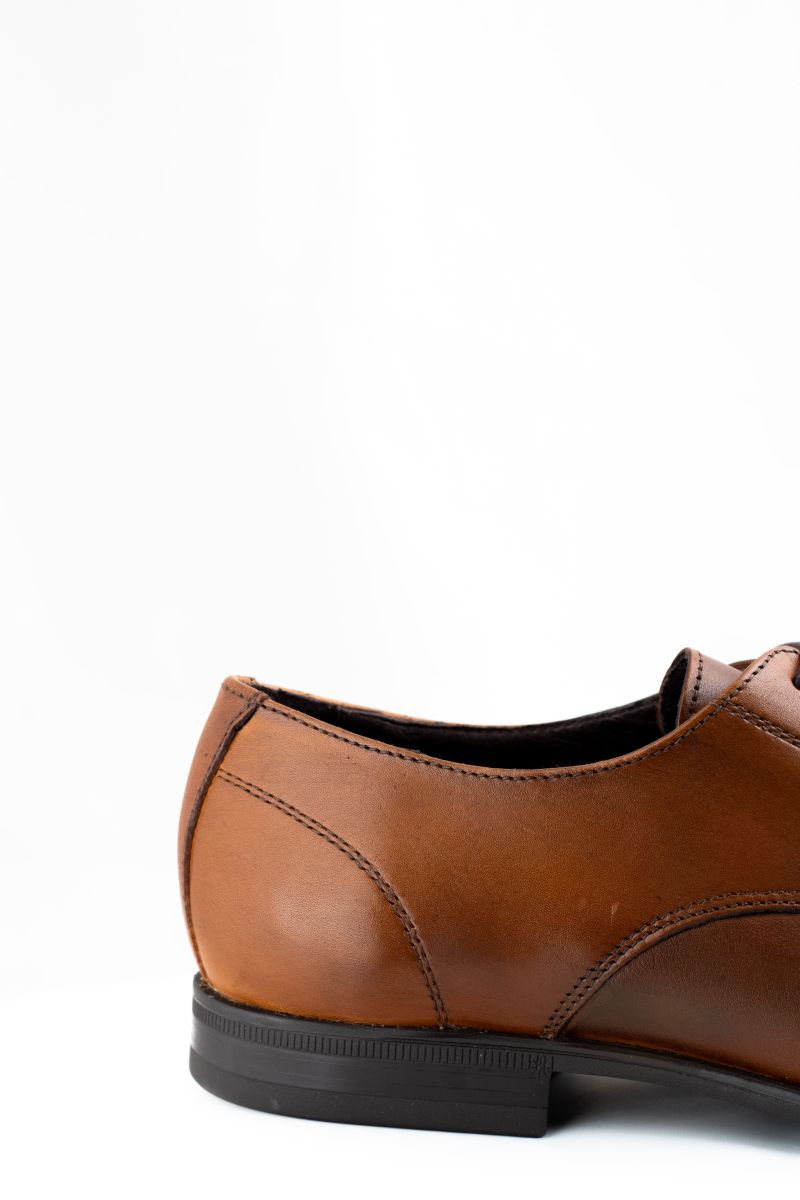 BROWN LACE-UP DRESS SHOE