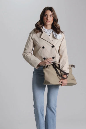 Gabardina Corta Hueso